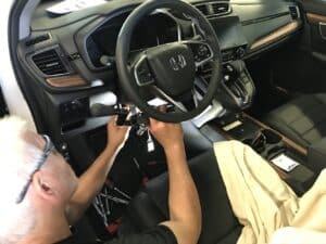 hand controls for cars illinois,adaptive hand controls Woodstock IL,mechanical vs electronic hand controls,hand controls installation near me