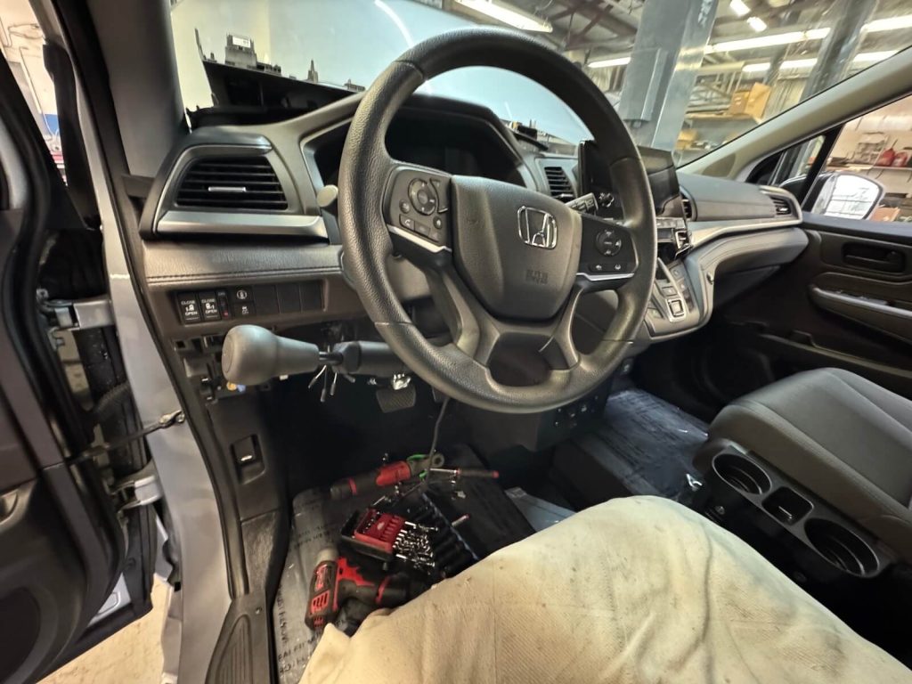 wheelchair docking system installation 2021 honda odyssey vm, mchenry