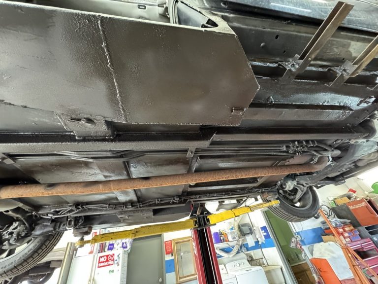 chrysler pacifica floor pockets repair (5)