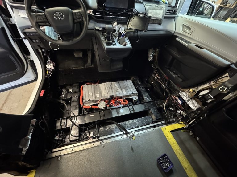 electrical issues repair commercial hybrid mobility vans (3)