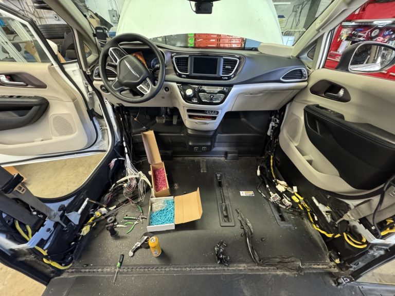 electrical issues repair commercial hybrid mobility vans (6)