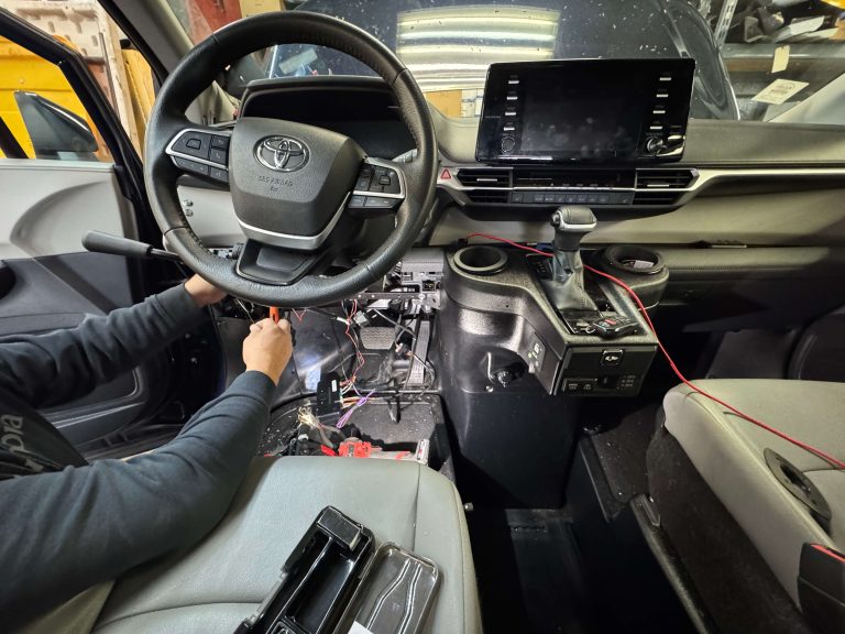 Steering Aids for Drivers with One-Arm Weakness